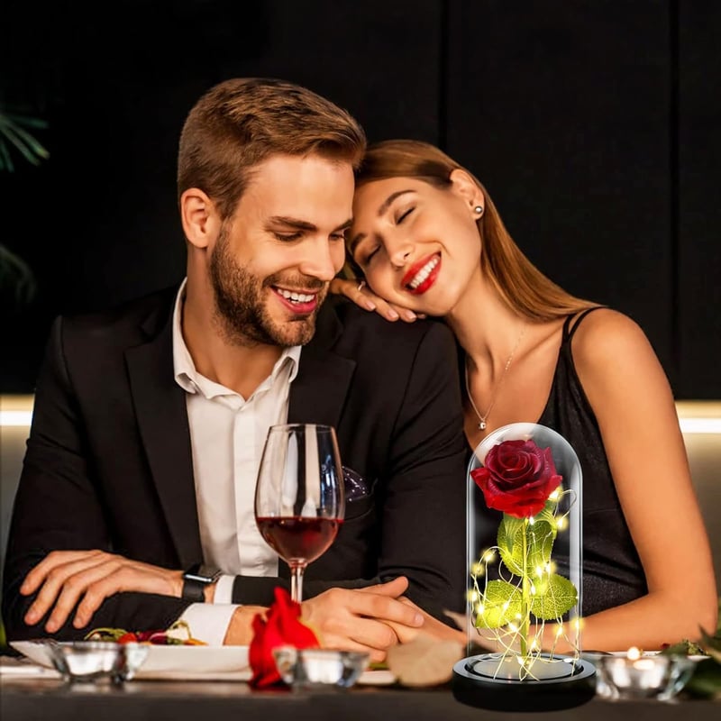 Ewige Rose im Glas mit LED - Personalisierte Geschenke für Frauen