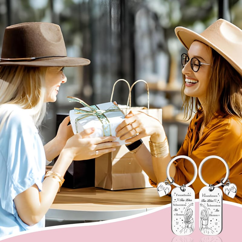 Freundschaftsgeschenk: 2 Schlüsselanhänger mit Herzgravur