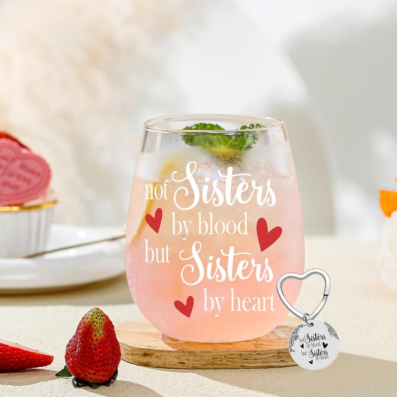 Personalisierte Weingläser für beste Freundinnen zum Geburtstag