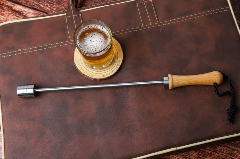 Bierstachel aus Edelstahl mit Holzgriff – 100% lebensmittelecht, rostfrei