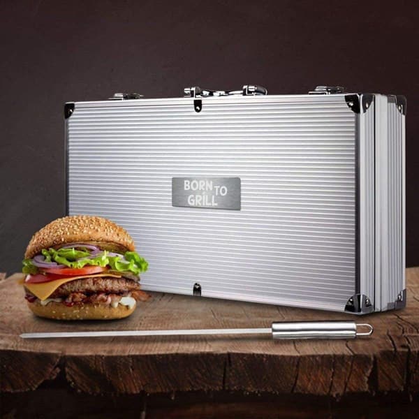 Personalisierter Grillkoffer 30-teilig mit Gravur – Geschenk für Männer