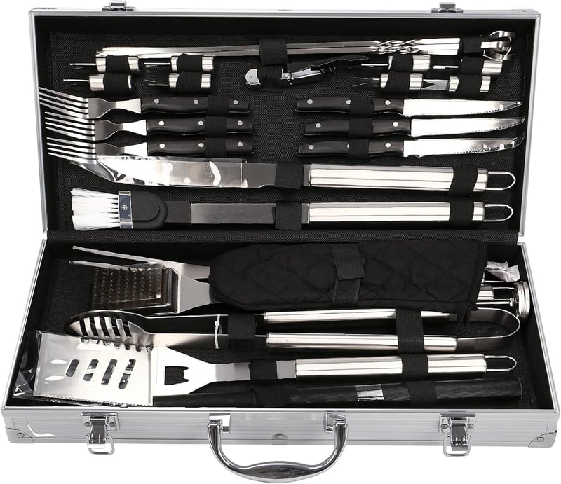 Personalisierter Grillkoffer 30-teilig mit Gravur – Geschenk für Männer
