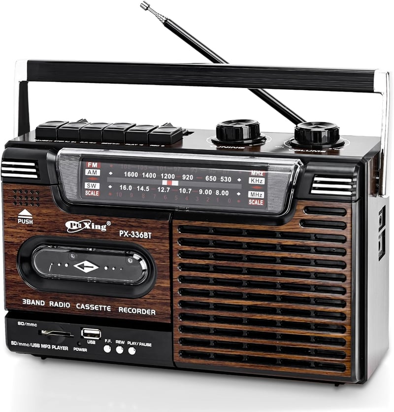 Tragbarer Retro-Kassettenspieler mit AM/FM-Radio und HiFi-Sound