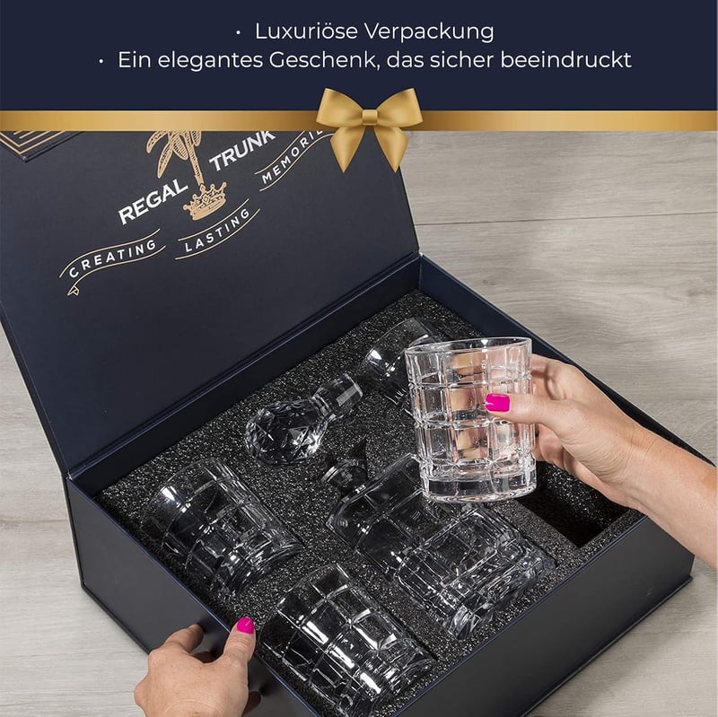 Whisky Dekanter Set aus Kristall mit 4 gravierten Tumblern für Männer