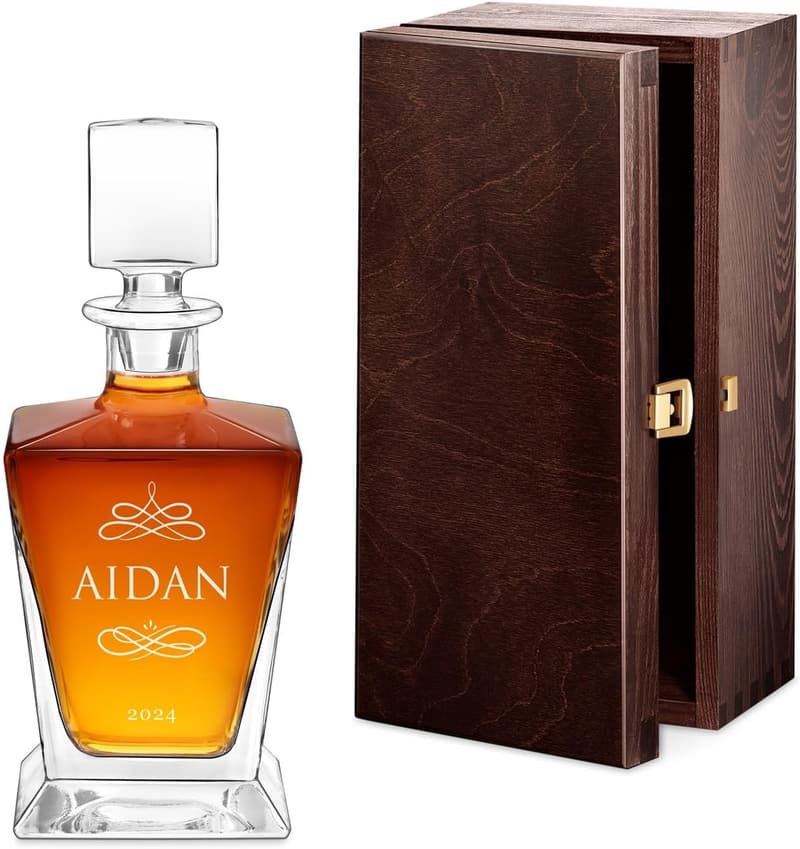 Gravierte Whisky Karaffe 800 ml – Personalisierter Dekanter für Männer
