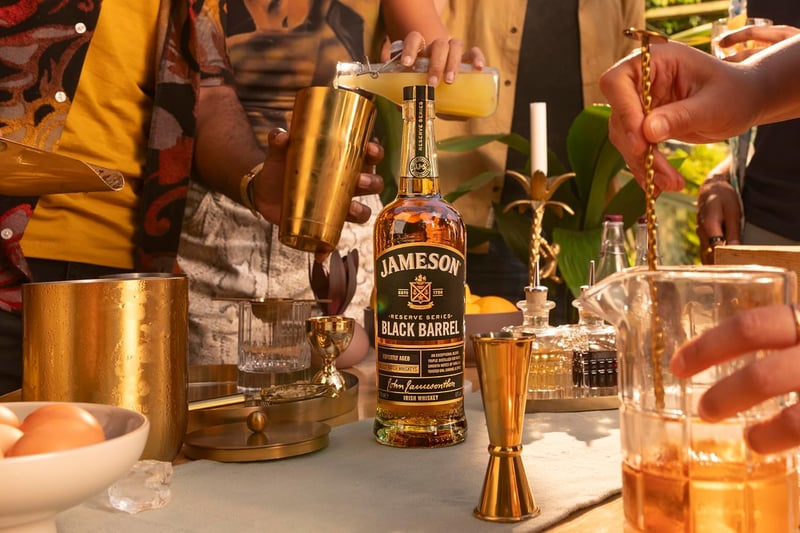 Jameson Black Barrel Irish Whiskey – Blended mit Single Pot Still – 0,7 l