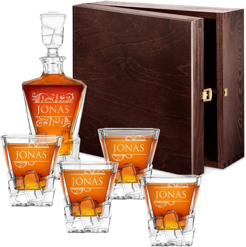 Whiskey Karaffe mit Gravur und 2/4/6 Gläsern aus Kristallglas für Männer