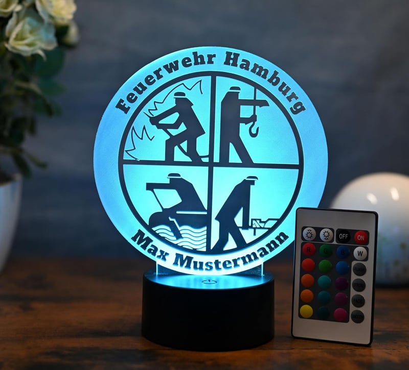 Personalisierte LED Tischlampe für Feuerwehrmänner – Geschenk mit Gravur