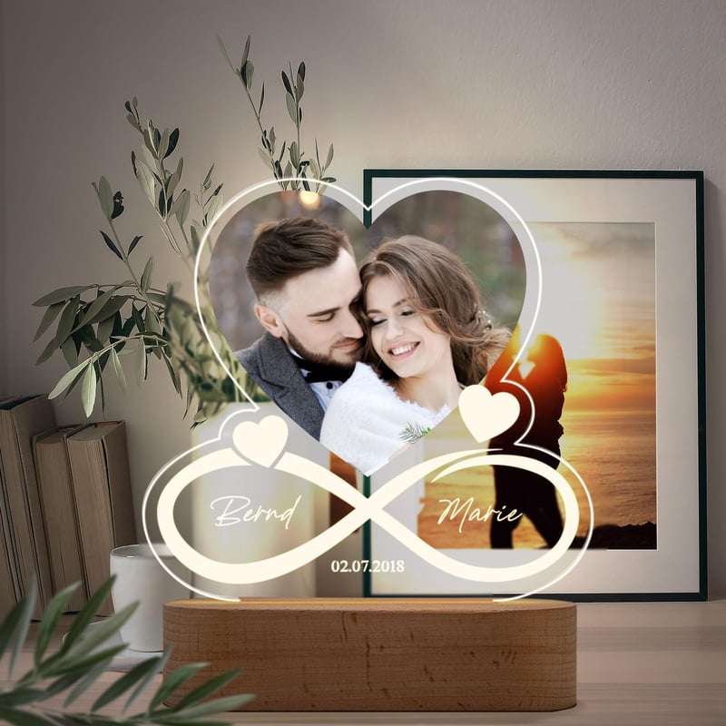 Personalisierte Acrylglas-Gravur „Unendlichkeit“ mit Foto, Namen & Datum – Pärchengeschenk zum Jubiläum
