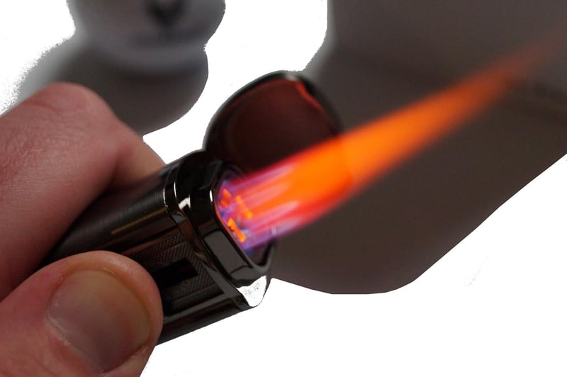 GERMANUS Jetflame Feuerzeug mit 4 Flammen