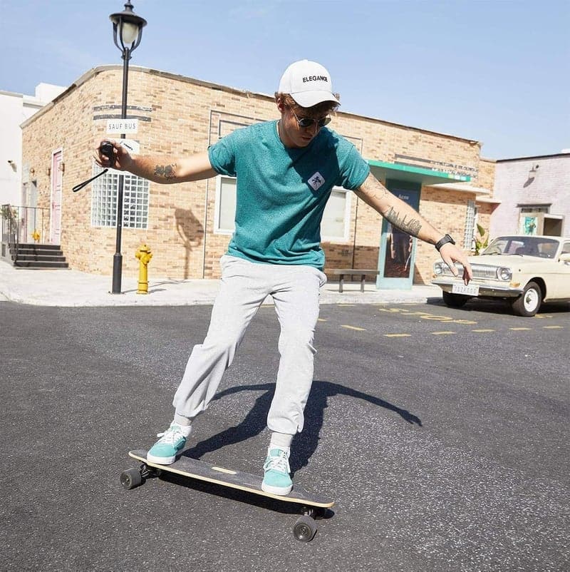 Elektro-Longboard aus 7 Lagen Ahornholz mit Fernbedienung für Jugendliche und Erwachsene