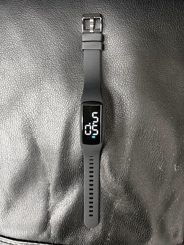 E-vibra 8 Vibration Wecker Uhr mit Timer - wasserdicht, schwarz