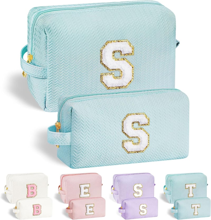 Blaue Kosmetiktasche mit Buchstaben – Geschenk für Frauen und Mädchen