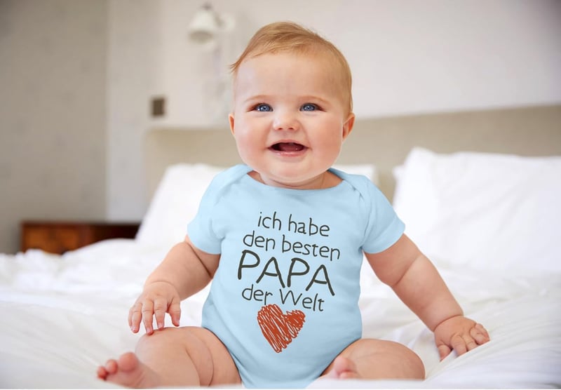 Vatertagsgeschenk: Baby Strampler 