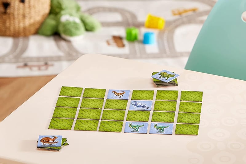 Dino Memo Spiel für Kinder ab 4 Jahren – Reisespiel für 2-4 Spieler