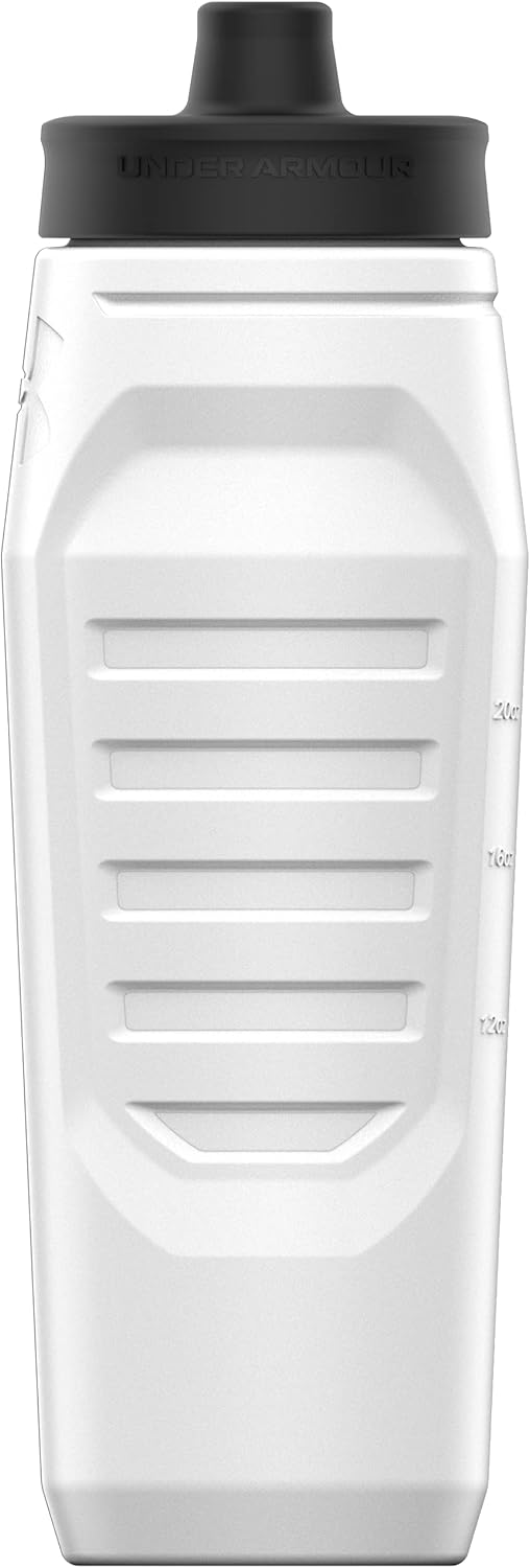 Under Armour Sideline Wasserflasche mit Quick-Shot Deckel, 907 ml