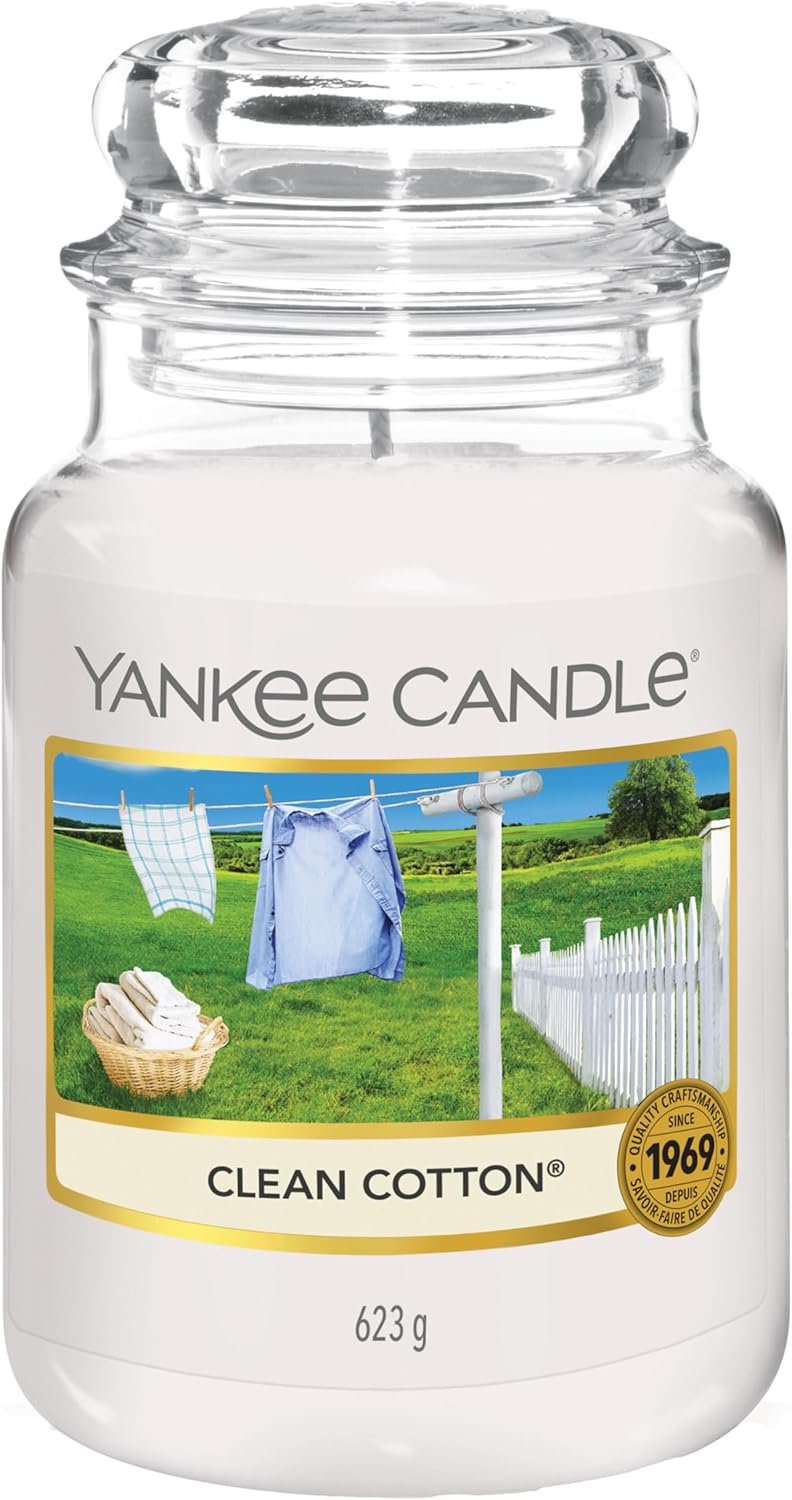 Yankee Candle Duftkerze Clean Cotton mit 150 Stunden Brenndauer für Frauen