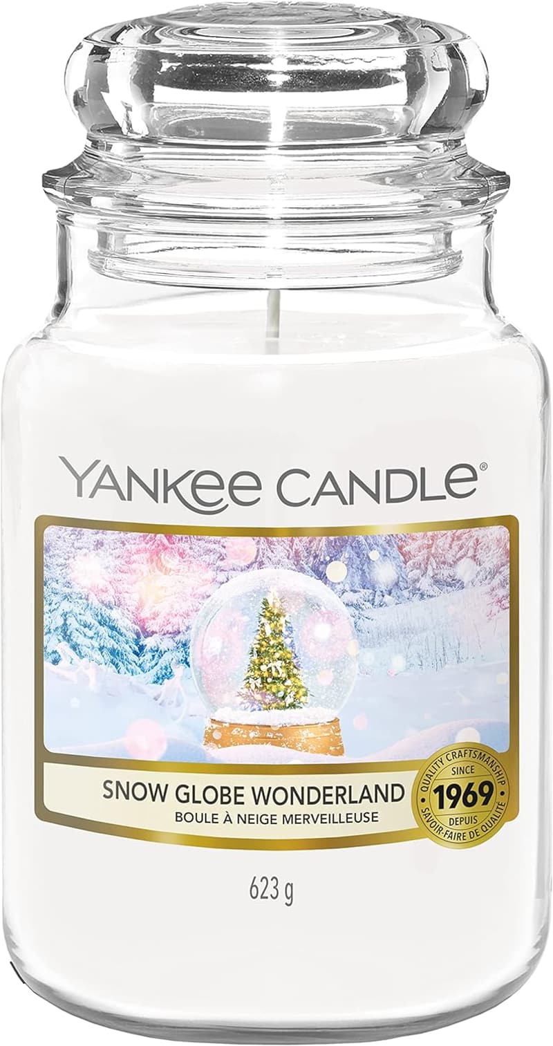 Snow Globe Wonderland Duftkerze im Glas | Bis zu 150 Stunden Brenndauer | Geschenk für Frauen