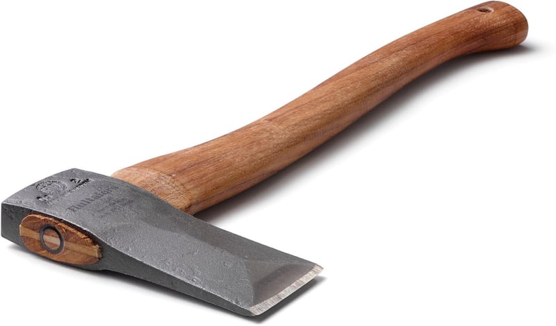 Handgeschmiedete Spaltaxt KLY aus schwedischem Stahl mit Hickory-Stiel
