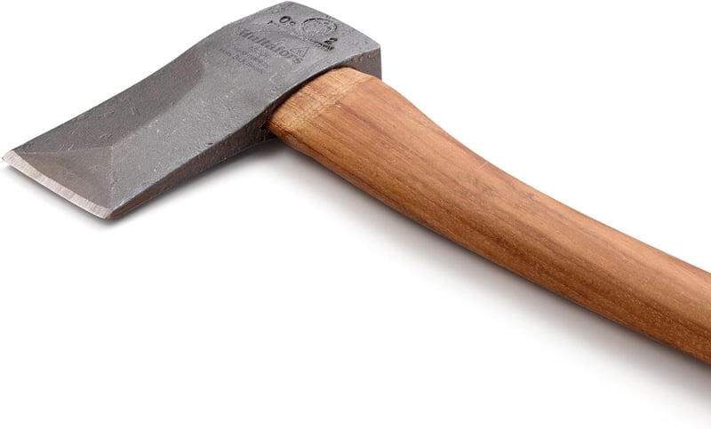 Handgeschmiedete Spaltaxt KLY aus schwedischem Stahl mit Hickory-Stiel