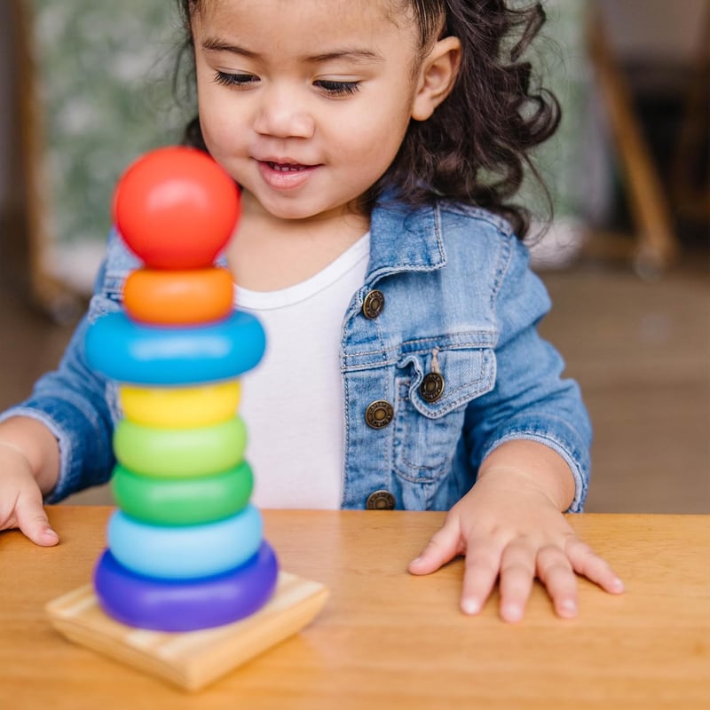 Melissa & Doug Regenbogenstapelspielzeug | Motorikspielzeug für 12 Monate