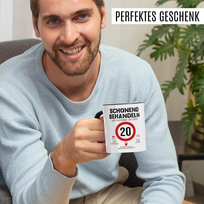 20. Geburtstag Tasse für Männer mit lustigem Oldtimer-Spruch