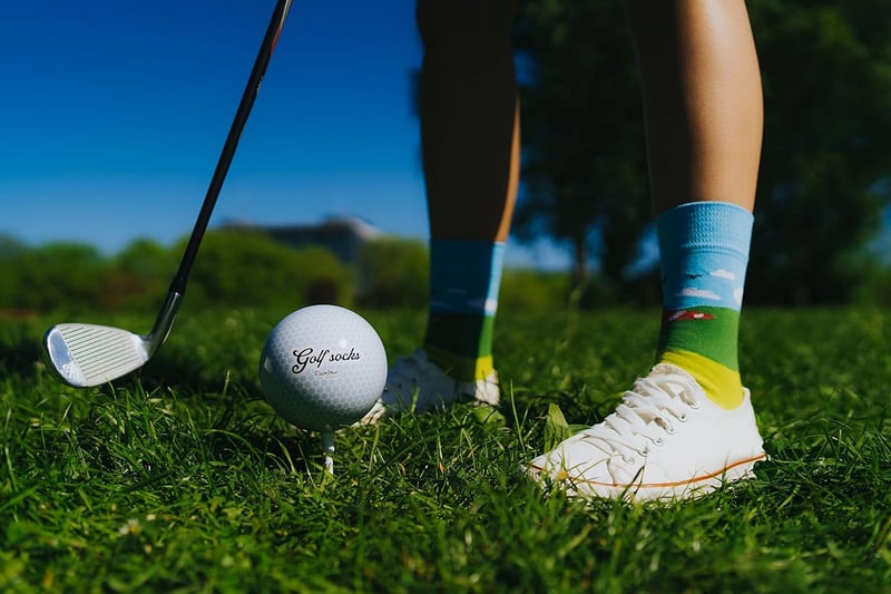 Golf-Socken im Ball-Design – Geschenk für Golf-Fans, 2 Paar