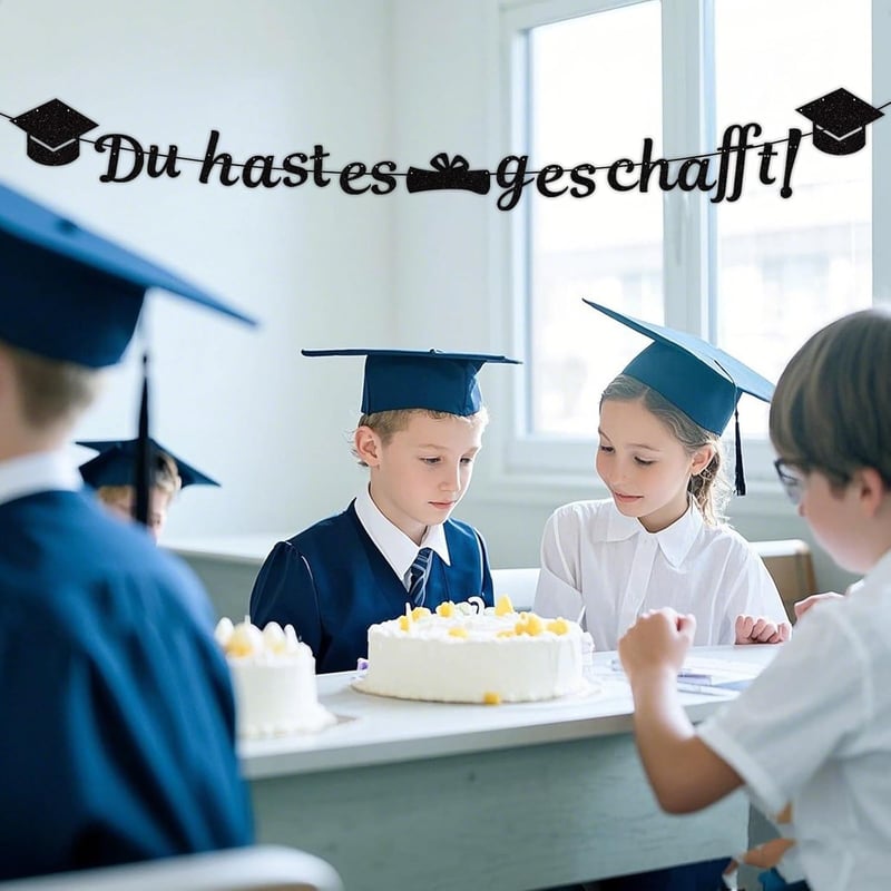 Abitur 2025 Girlande mit Absolventenhut für Abschlussfeiern