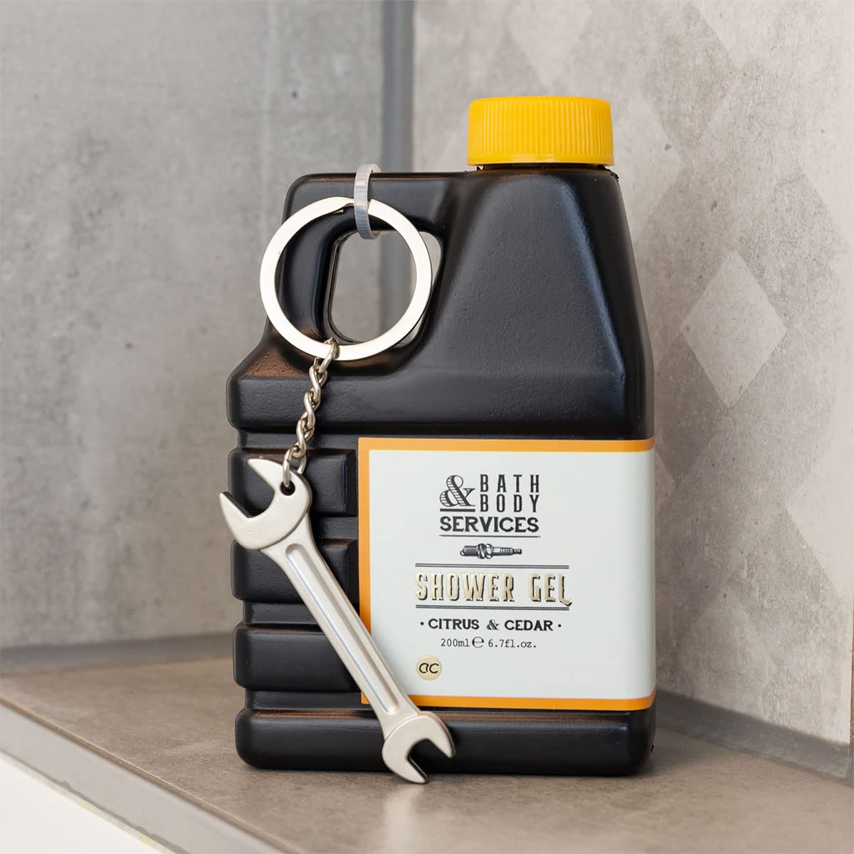 Nachfüllbares Duschgel Citrus & Cedar in Ölkanister-Form, 200ml mit Schlüsselanhänger