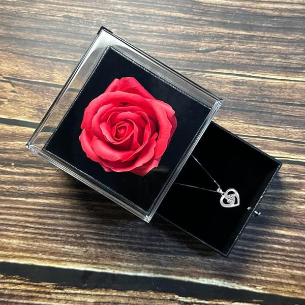 Ewige Rosen als Geburtstagsgeschenk für Frauen