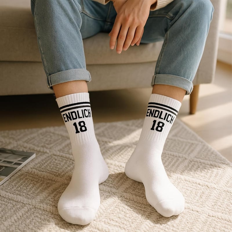 18. Geburtstag Socken für Jungen, Größe 39-45, Tennissocken