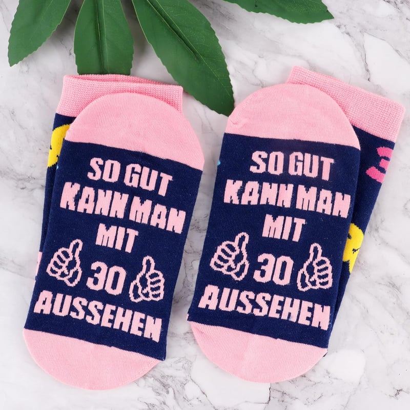 Socken für Frauen | Geschenke zum 18. und 50. Geburtstag