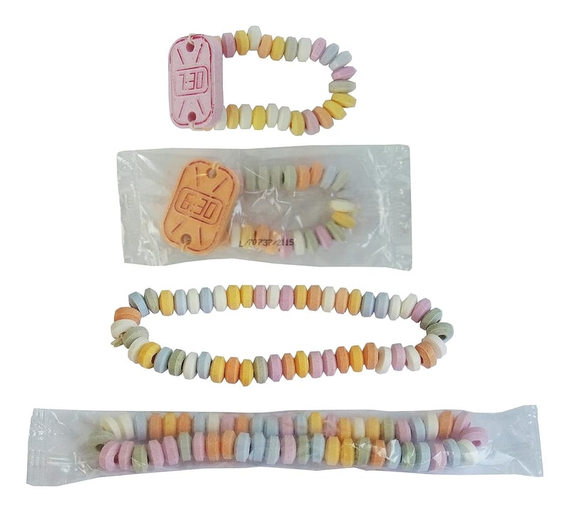 Retro Süßigkeiten Box mit Uhren und Ketten - 50 Einzelpackungen (762g)