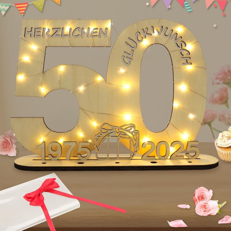Geschenkidee zur goldenen Hochzeit: Personalisiertes Holzschild mit LED für 50. Geburtstag