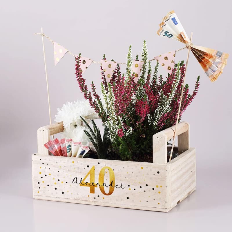 Personalisierte Holzkiste zur Bepflanzung für Geburtstagsgeschenke