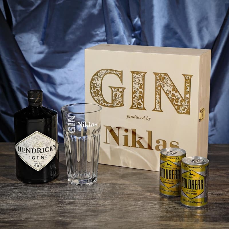 Personalisierbares 5-teiliges Gin & Tonic Set in Geschenkbox