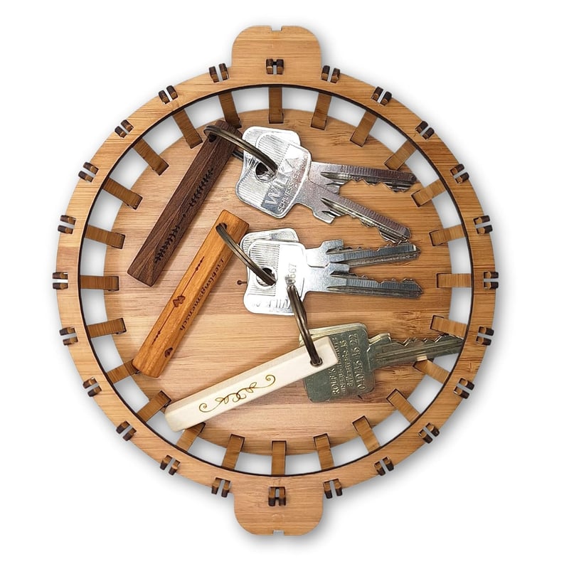 Personalisierter Holzschlüsselanhänger mit individueller Gravur, Geschenk zum Geburtstag