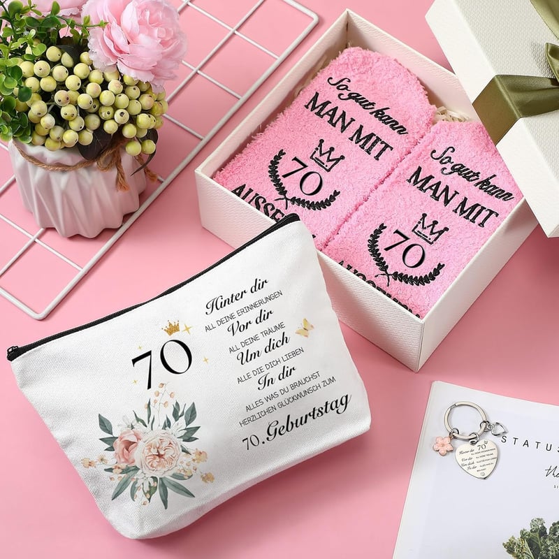 70. Geburtstagsgeschenk für Frauen – Kosmetiktasche, Socken und Schlüsselanhänger