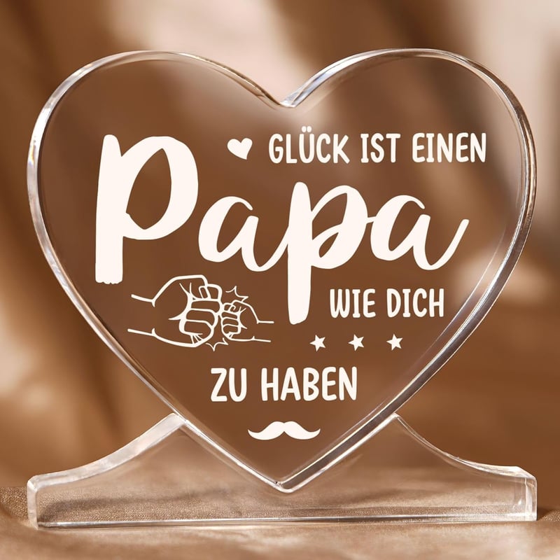 Herzförmige Acryl-Plakette als Vatertagsgeschenk für Papa