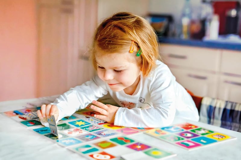 Clementoni Memory Pocket Frozen – Gedächtnisspiel für Kinder ab 4 Jahren