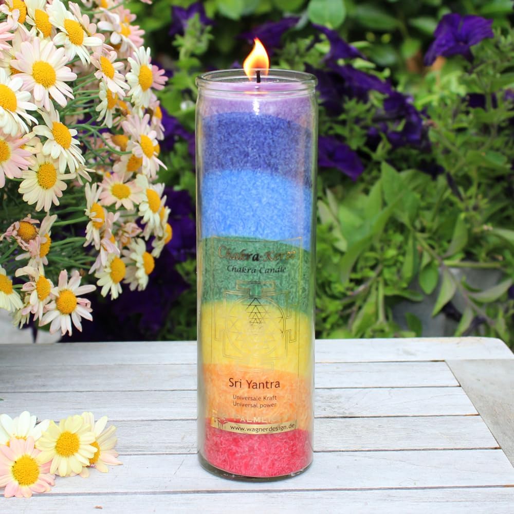 Bunte Chakra-Kerze für Entspannung und Wohlbefinden
