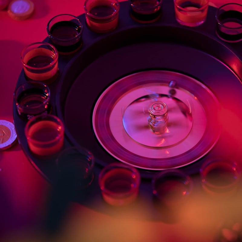 Roulette Trinkspiel mit Schnapsgläsern für Partys, rot/schwarz
