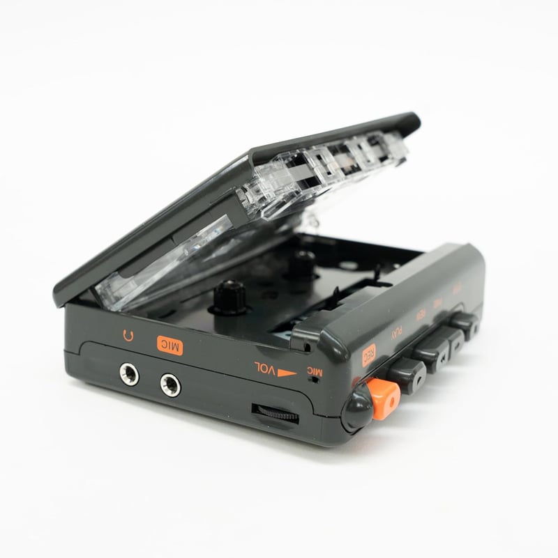 Tragbarer Audiokassettenspieler B-1000EW für Musikliebhaber