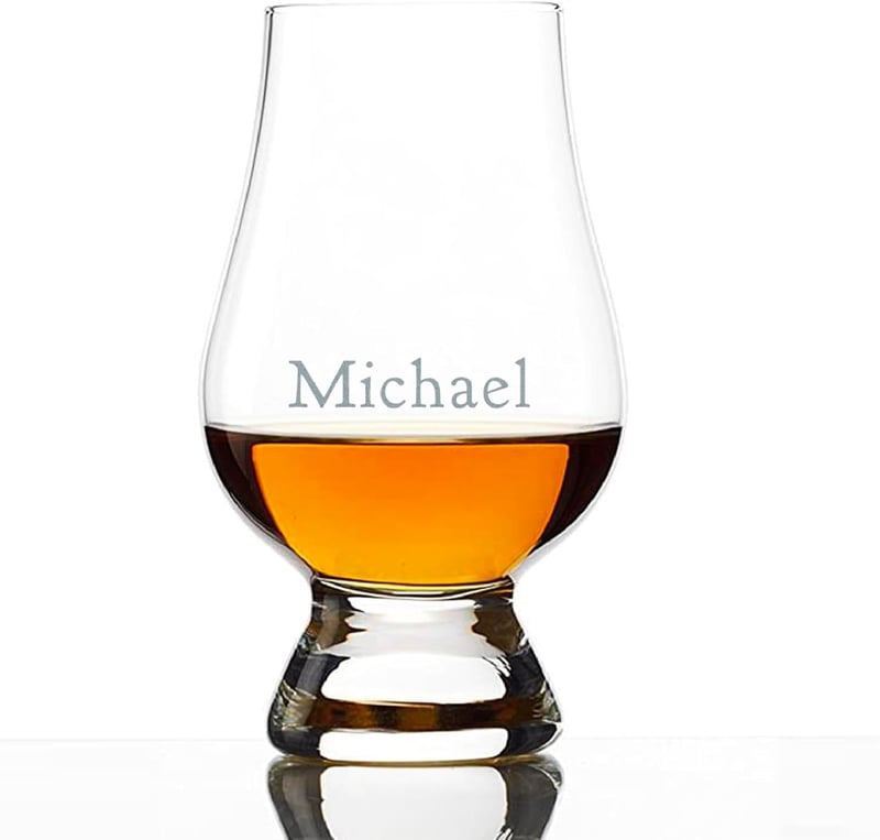 Personalisierte Whisky-Gläser mit Gravur für Whiskey-Tasting