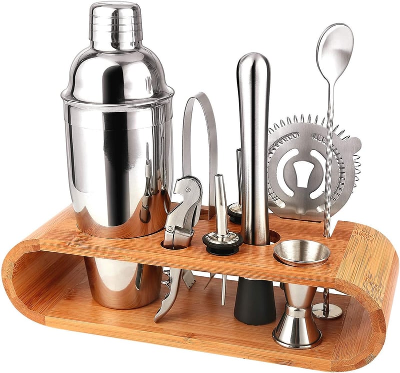 Cocktail-Shaker Set 10-teilig mit Bambus-Standfuß für Hausbar