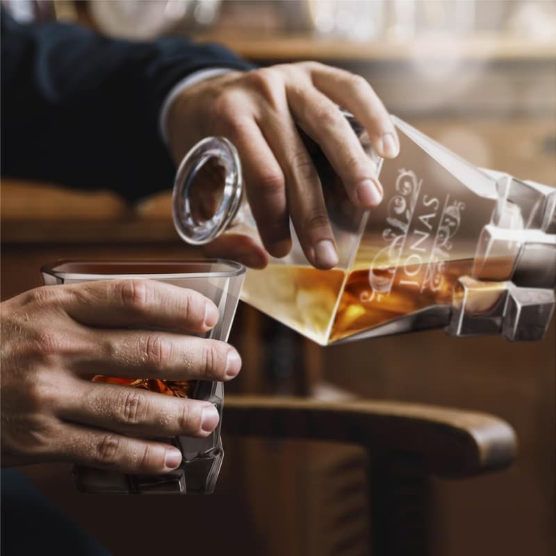 Whiskey Karaffe mit 2-6 Gläsern aus Kristallglas für Männer