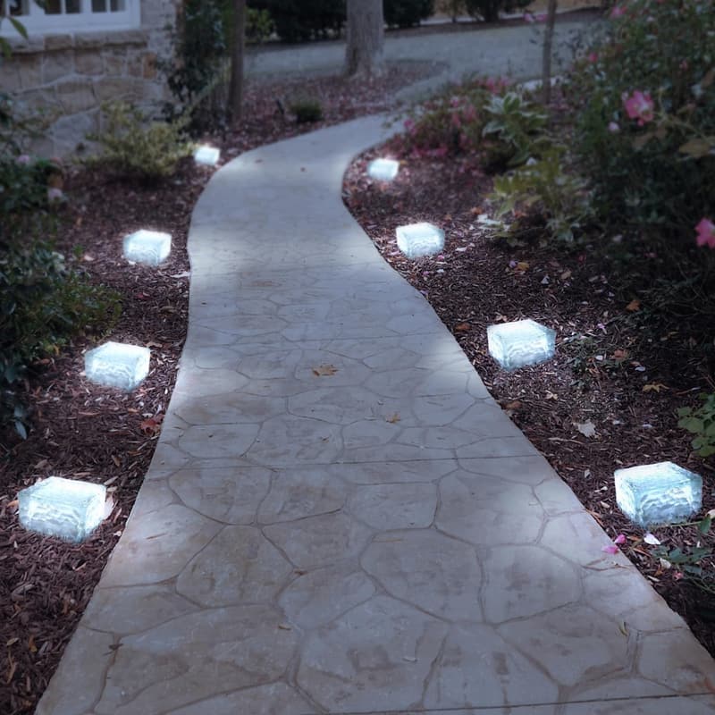 Set aus 8 Solar-Pflastersteinen mit 4 weißen LEDs für Gartenbeleuchtung