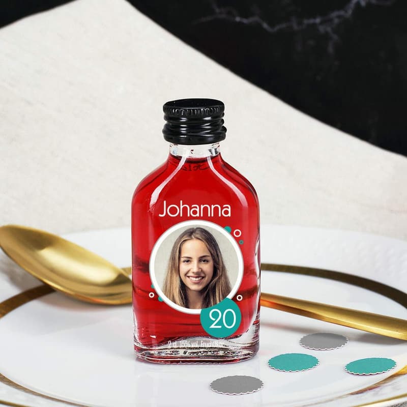 Modern bedruckter Kirschlikör mit Foto und Alter – Geburtstagsgeschenk