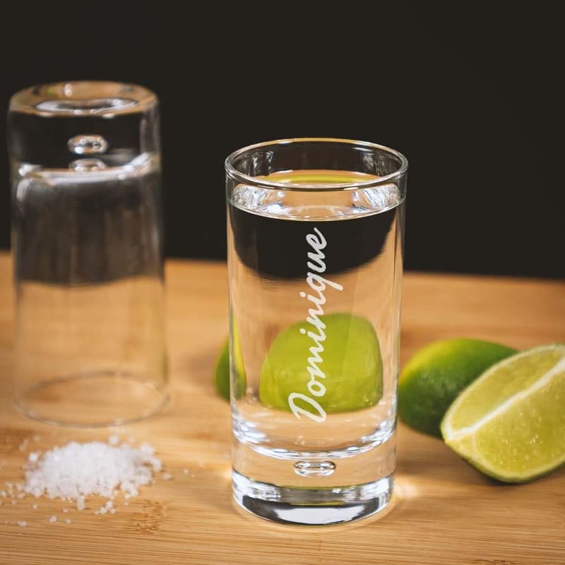 Personalisierbares Shot-Glas mit Gravur für besondere Anlässe