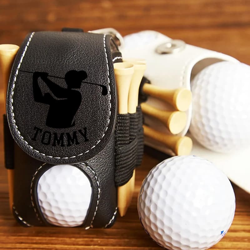 Personalisierte Leder-Golfballtasche mit individueller Gravur